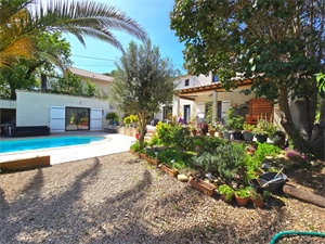 maison-villa à la vente -   13400  AUBAGNE, surface 191,58 m2 vente maison-villa - APR694031